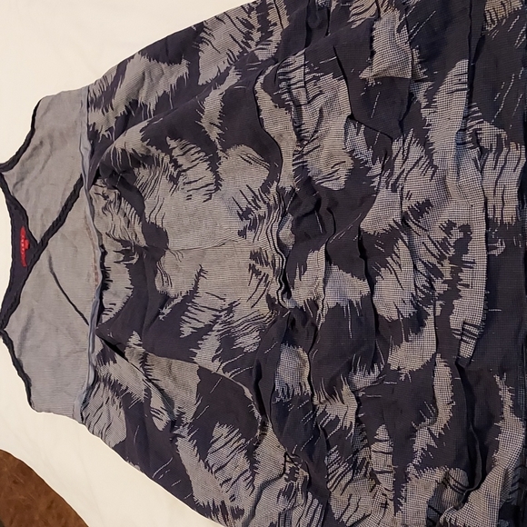 Dress - Picture 4 of 6